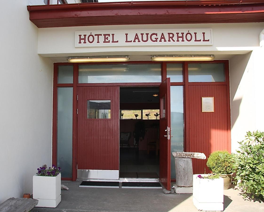 Hotel Laugarholl With Natural Hot Spring โฮลมาวิค ภายนอก รูปภาพ
